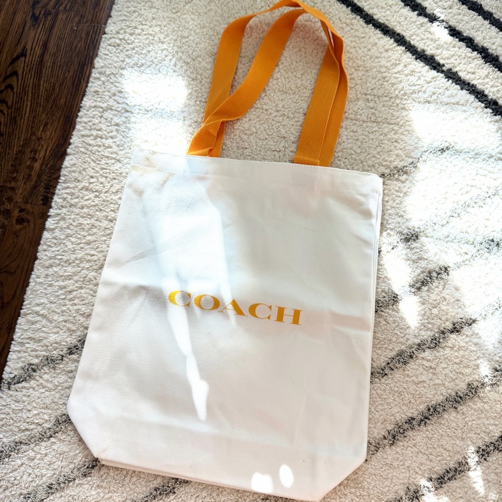Coach Logo Canvas Tote Bag - Picture 4 of 4